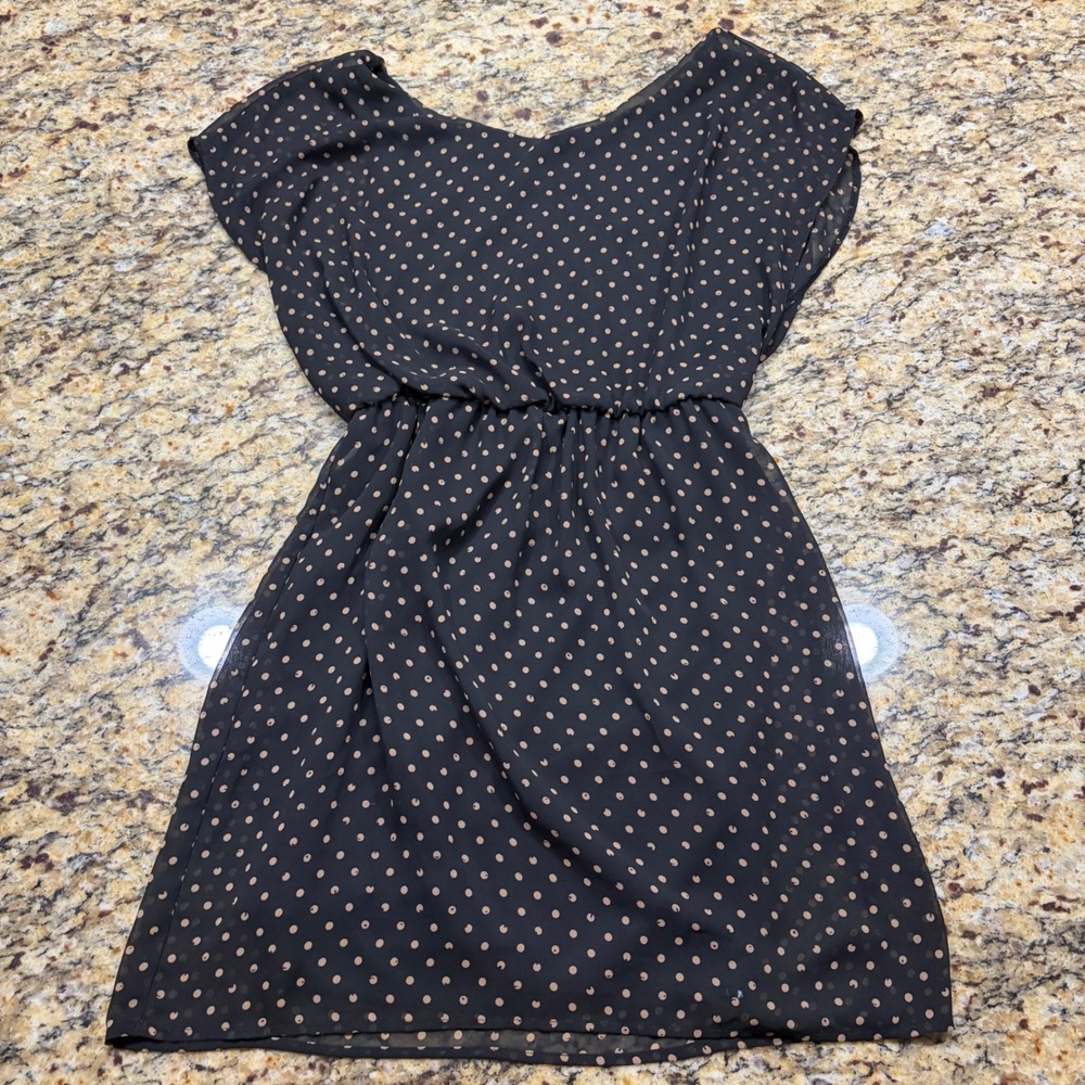 Lush Black Tan Polka Dot Chiffon Mini Dress Elastic Waist Small Cap Sleeve
